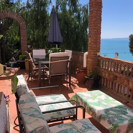 Marvellous Mediterranean And Mountain Views Apartment Malaga